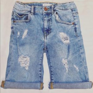 Zara kids ripped shorts in excellent condition.